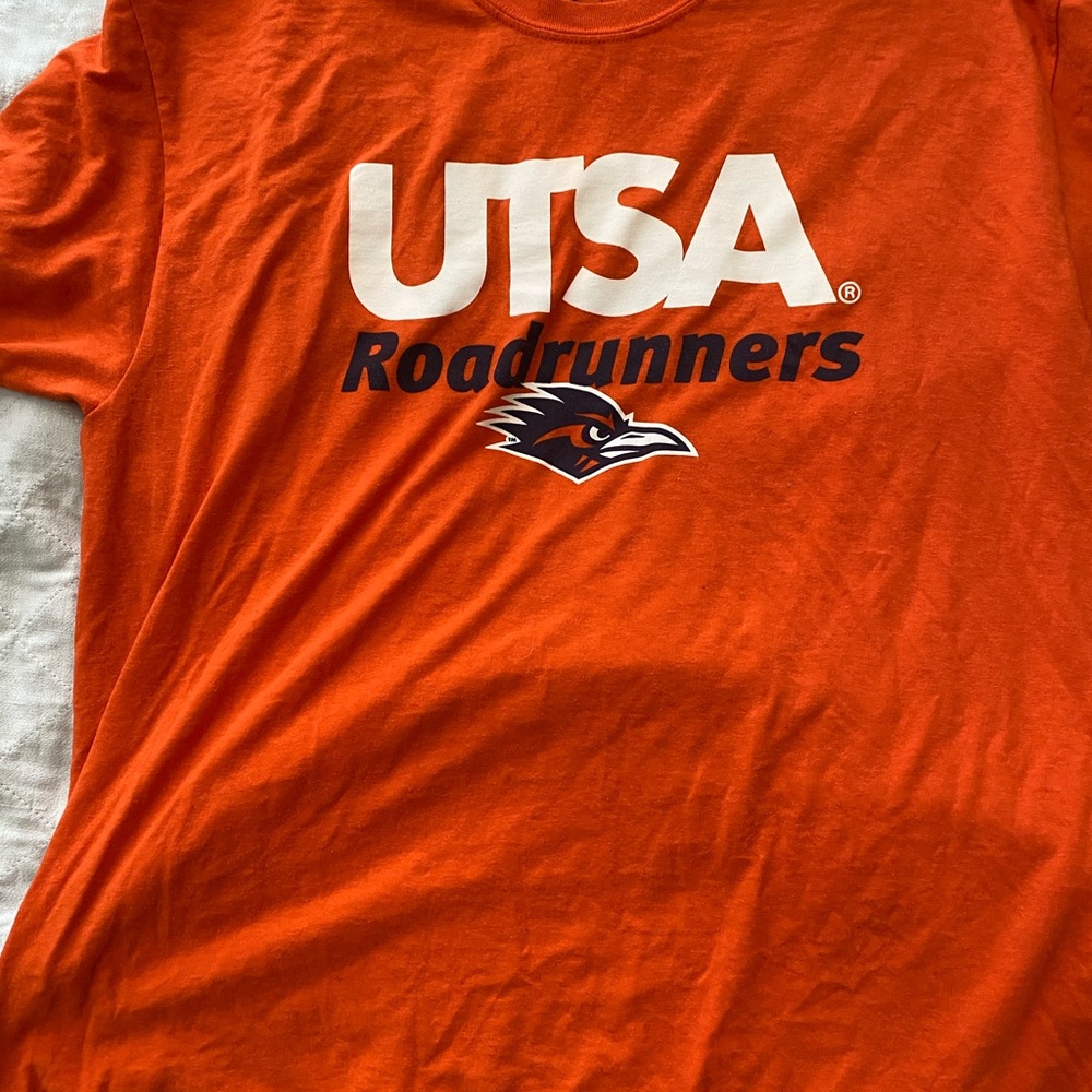 College TShirt
